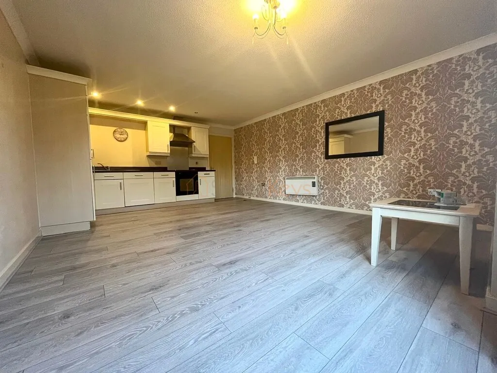 Flat Palatine Place in Whickham
