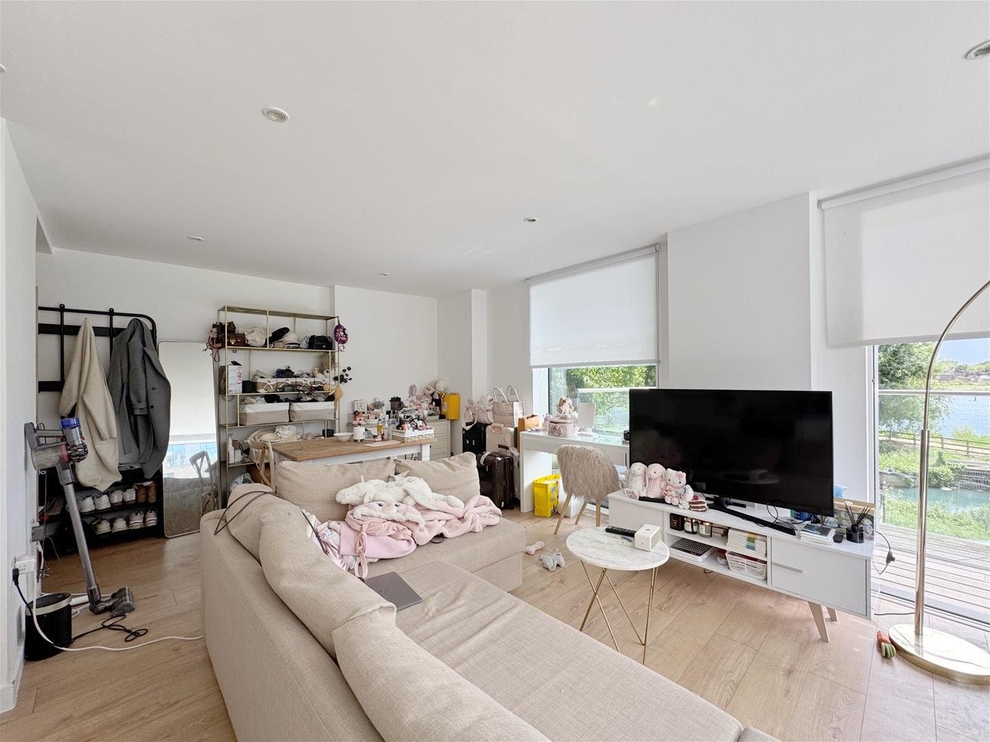 Flat Woodberry Grove in Greater London