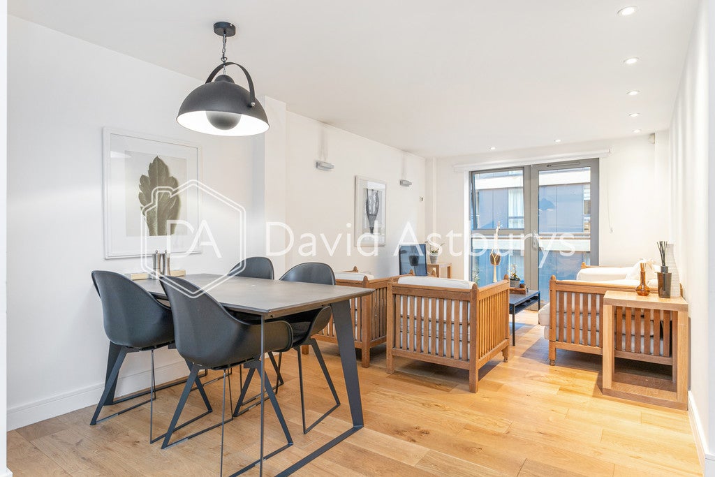 Flat Seward Street in Greater London