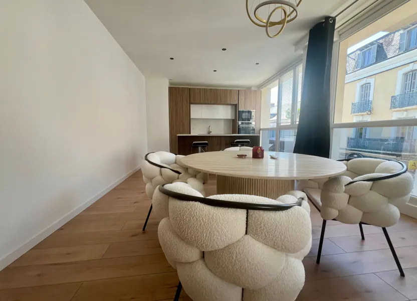 Appartement Place Jean Jaurès à Tarbes