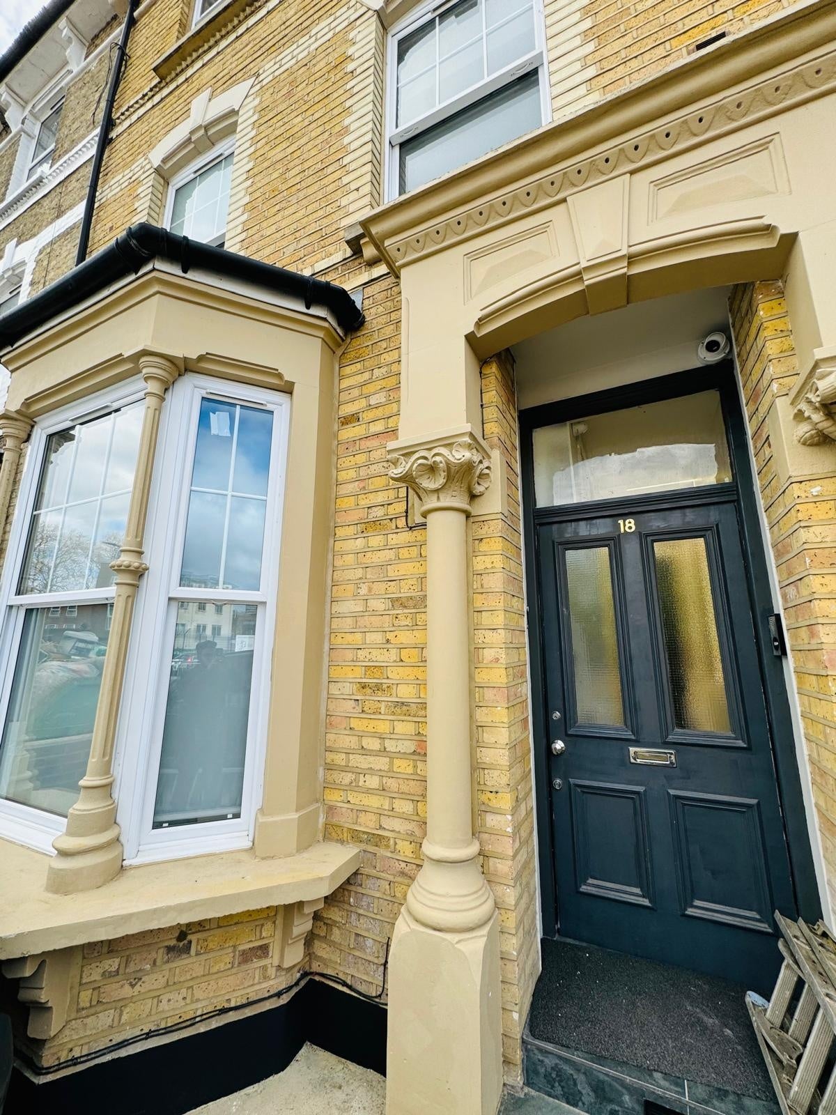 Room Brooke Road in Greater London