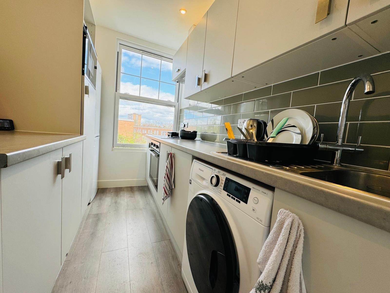 Room Brooke Road in Greater London