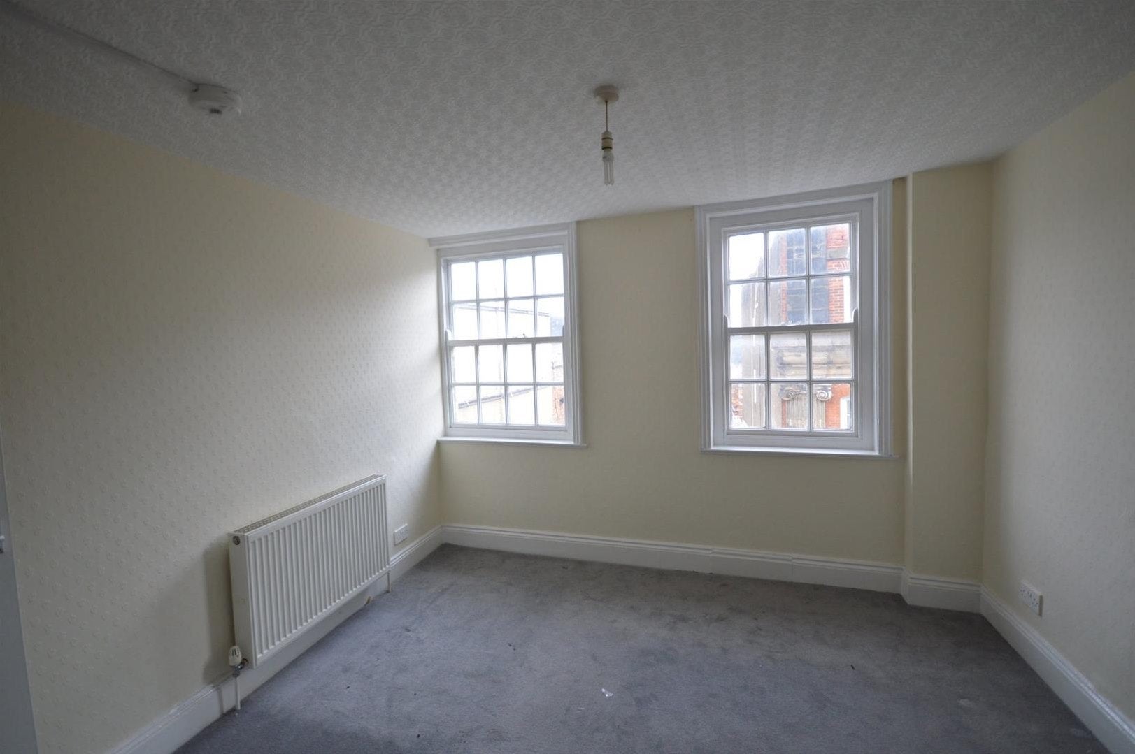 Flat St Nicholas Street in Scarborough
