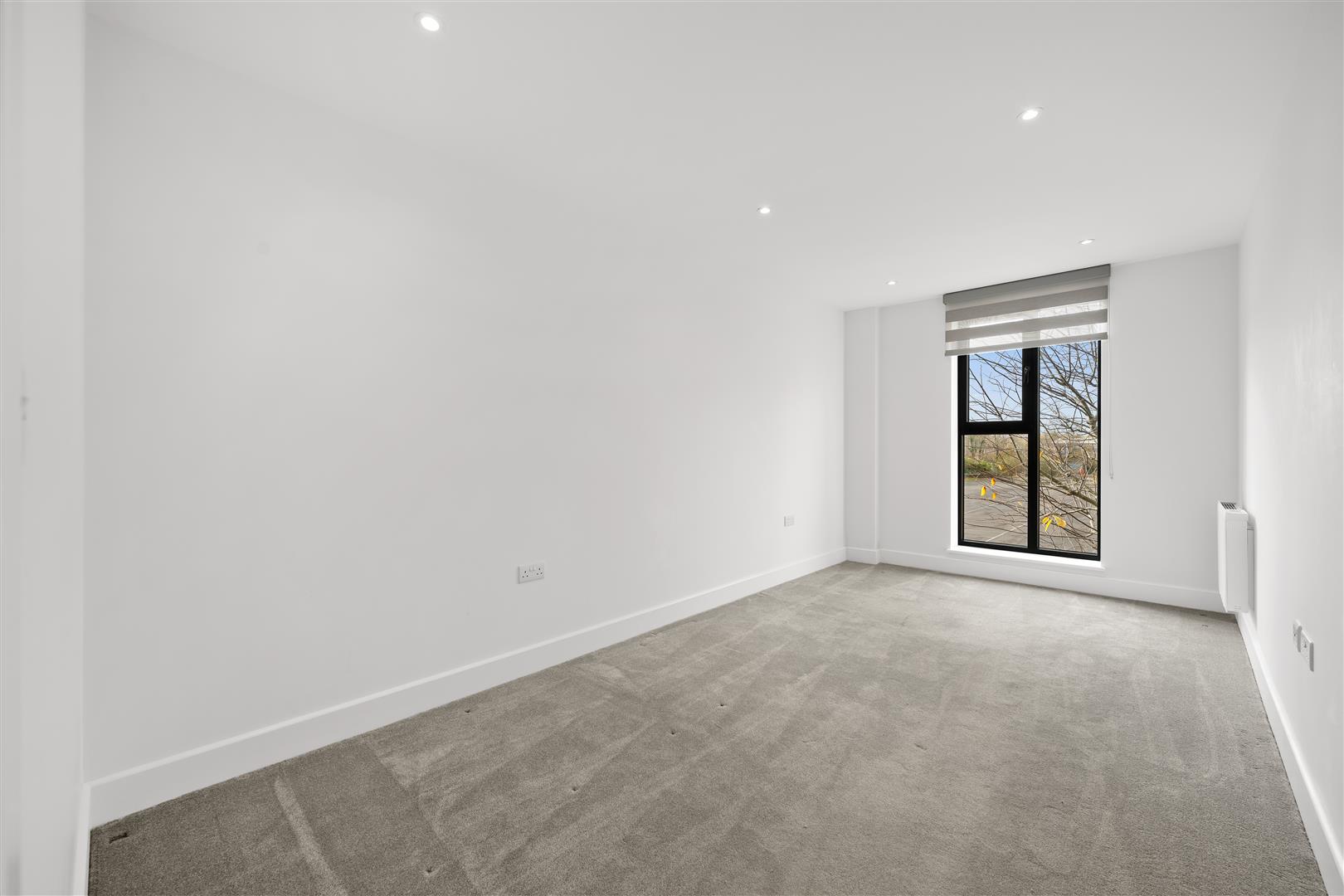 Flat Cirencester Way in Swindon