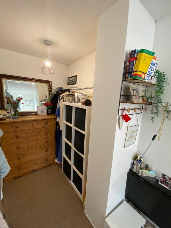 Room Bancroft Road in Greater London