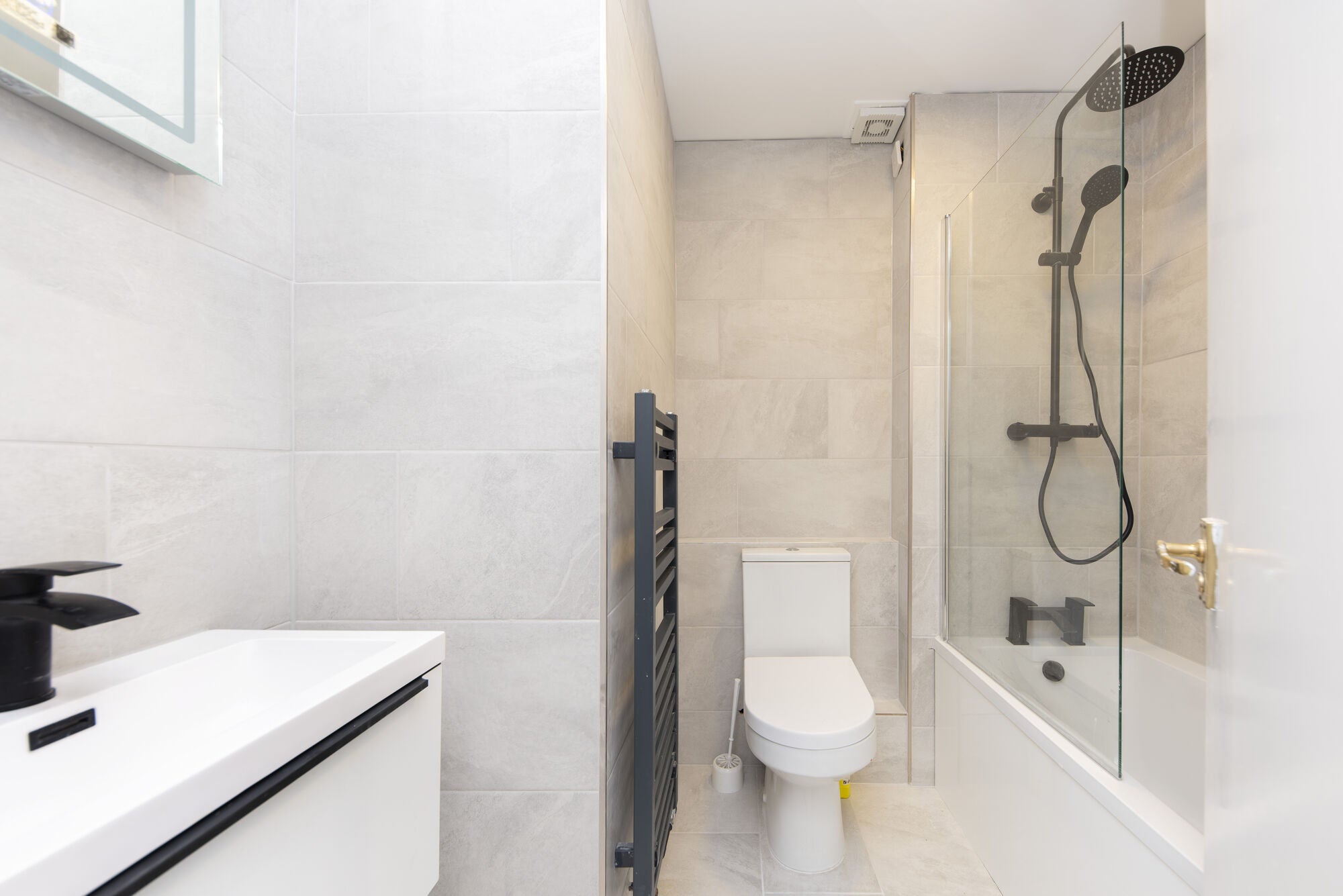 House Rotherwood Close in Greater London