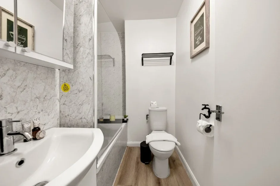 Flat Queensway in City of Westminster