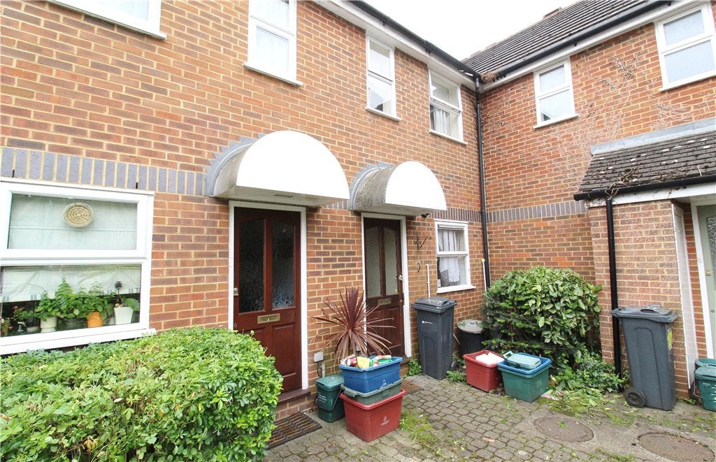 House Reynard Way in Greater London