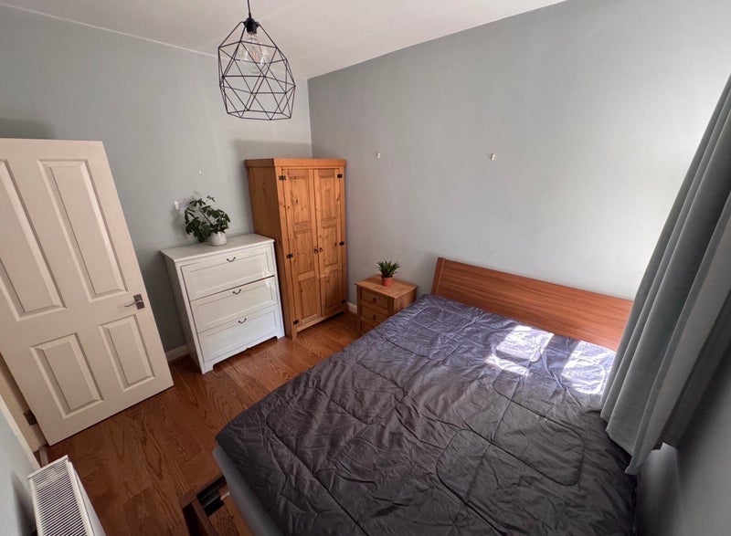 Room Margate Road in Greater London