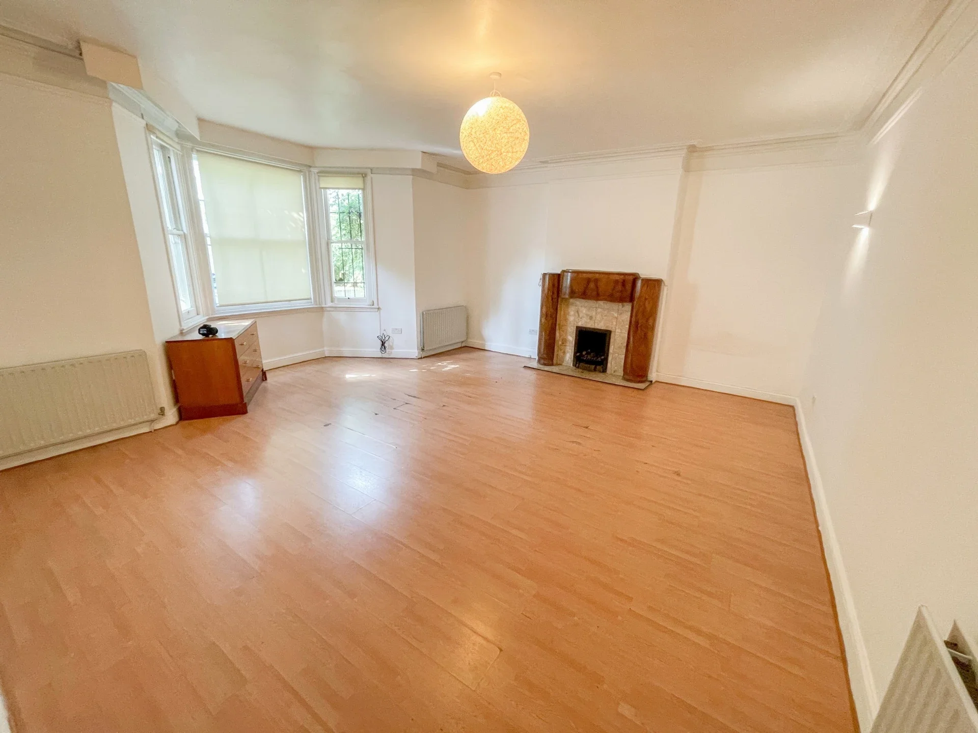 Flat Warwick Avenue in City of Westminster