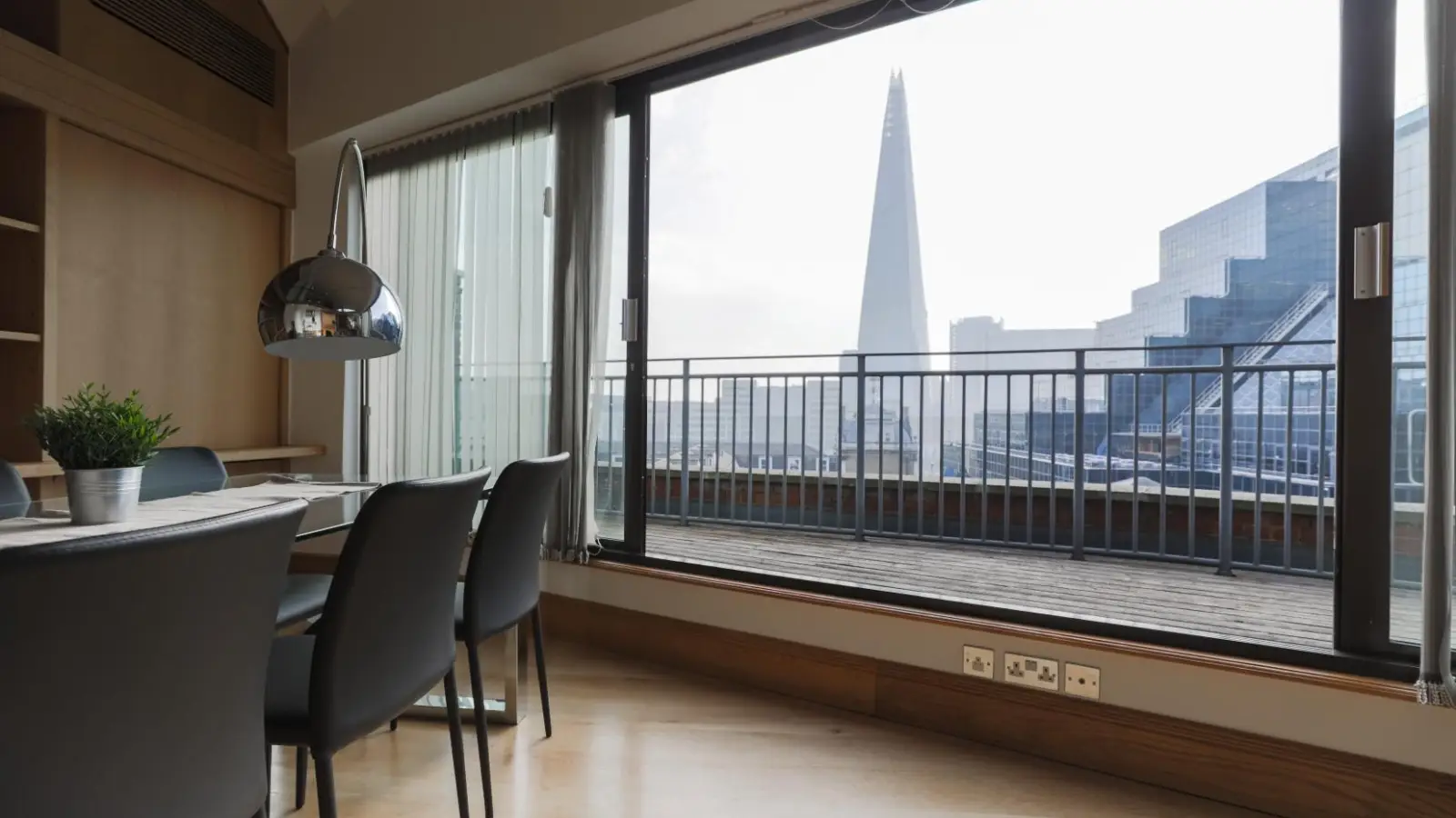 Flat Botolph Lane in City of London