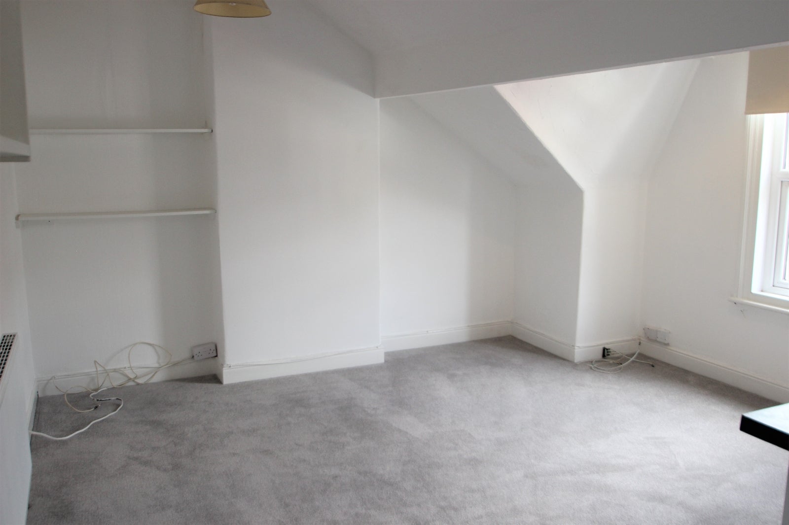 Flat Roundhay Crescent in Leeds