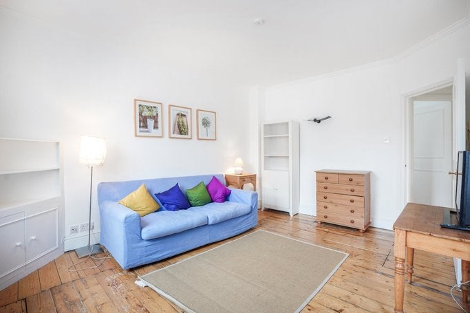 Flat Denbigh Street in London