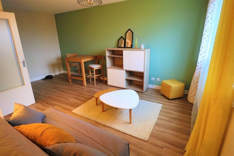 Room Avenue Édouard Herriot in Troyes