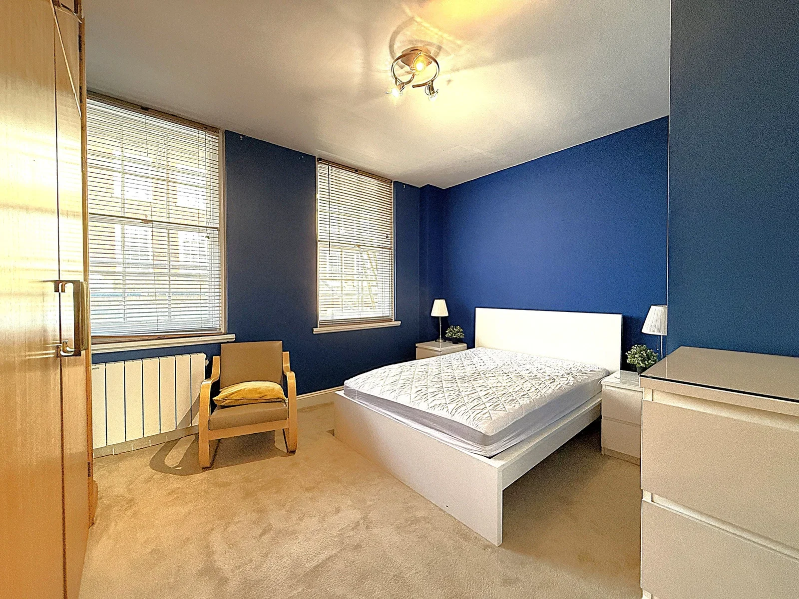 Flat Great James Street in Greater London