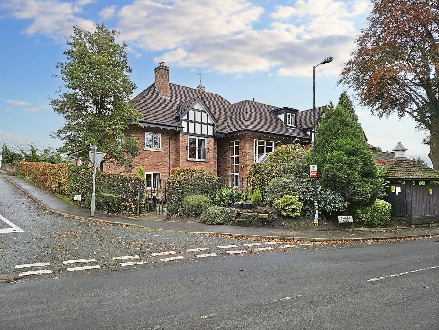 Flat Ashley Road in Trafford