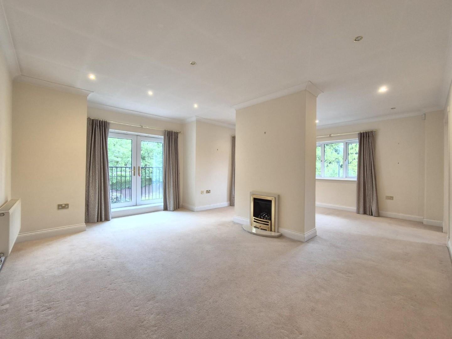 Flat Ashley Road in Trafford