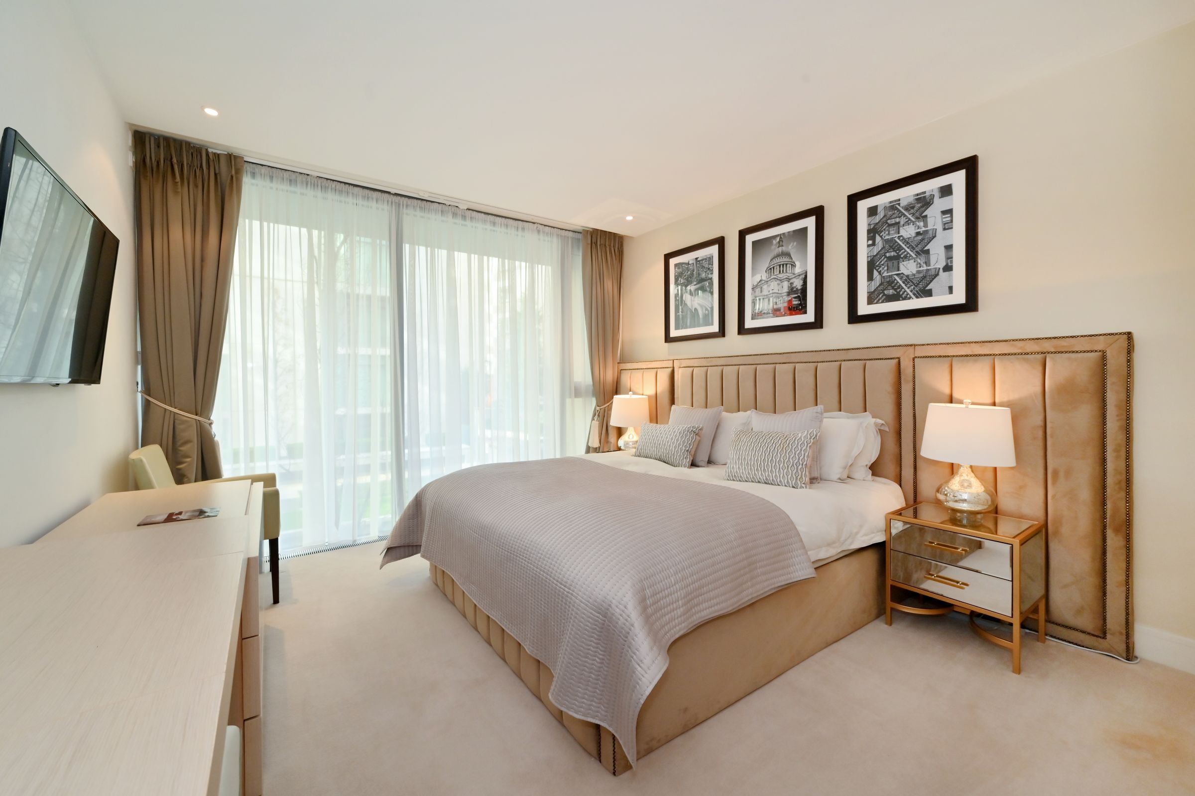 Flat Knightsbridge in City of Westminster