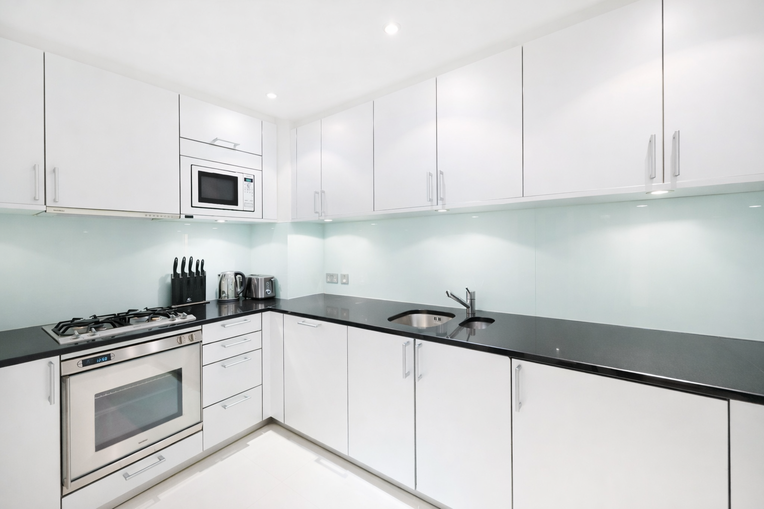 Flat Knightsbridge in City of Westminster