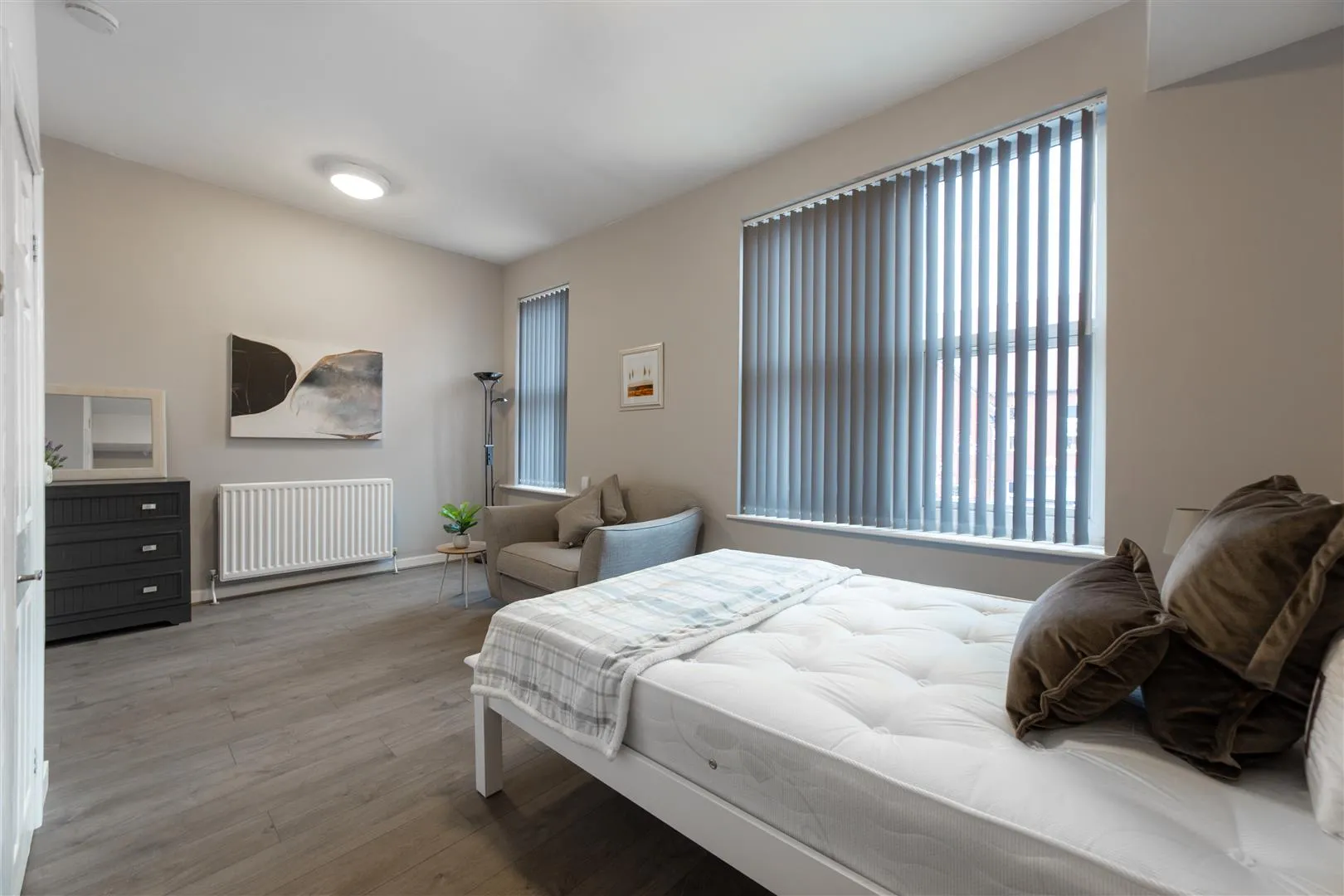 Room Chillingham Road in Newcastle upon Tyne