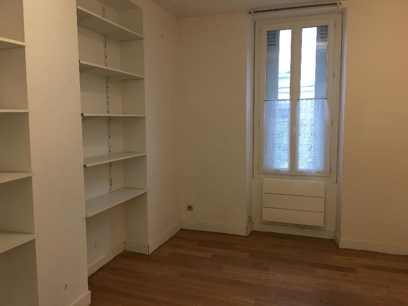 Flat Rue des Treilles in Libourne