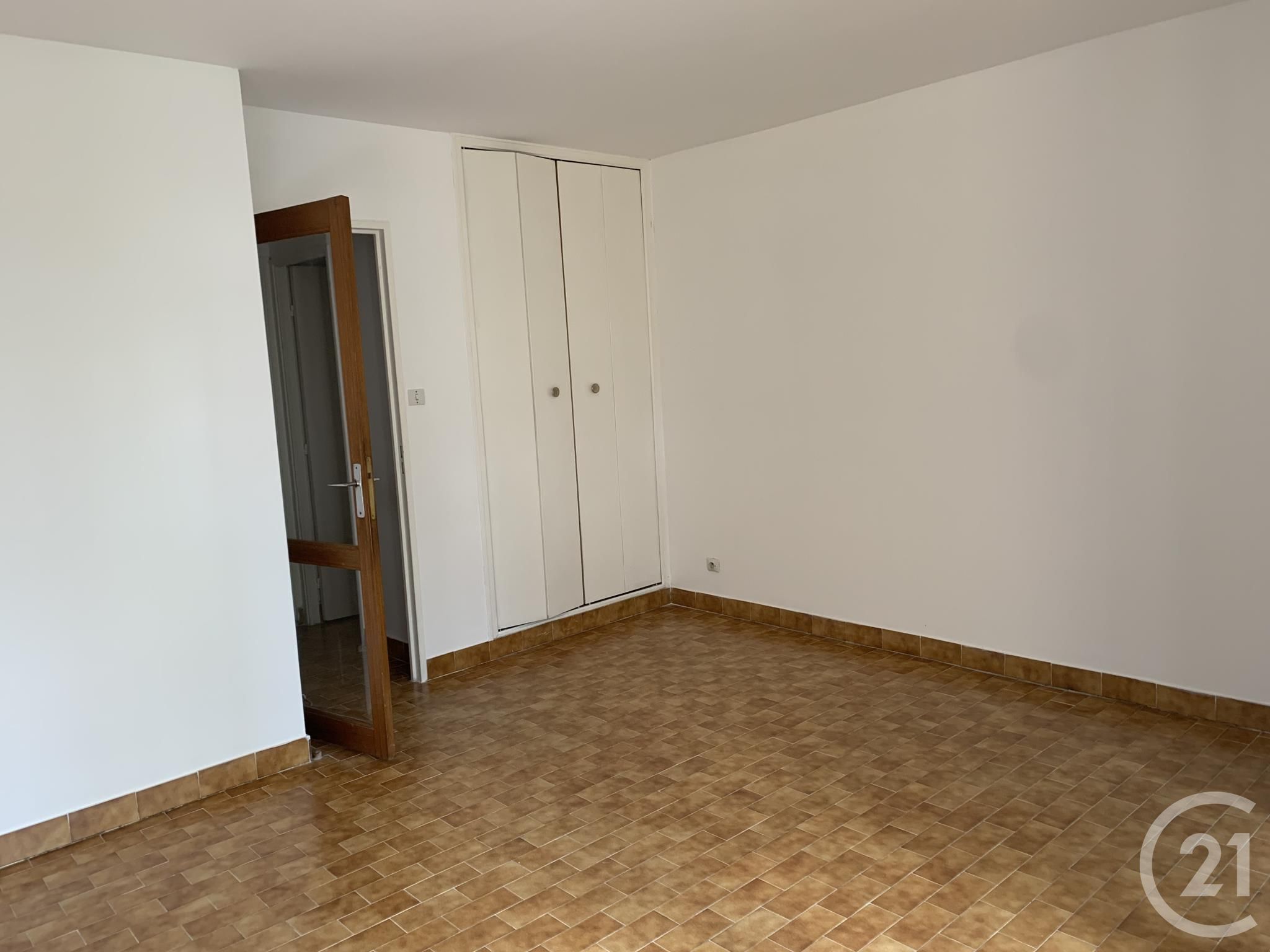 Flat Rue de Carcaixent in Bagnols-sur-Cèze