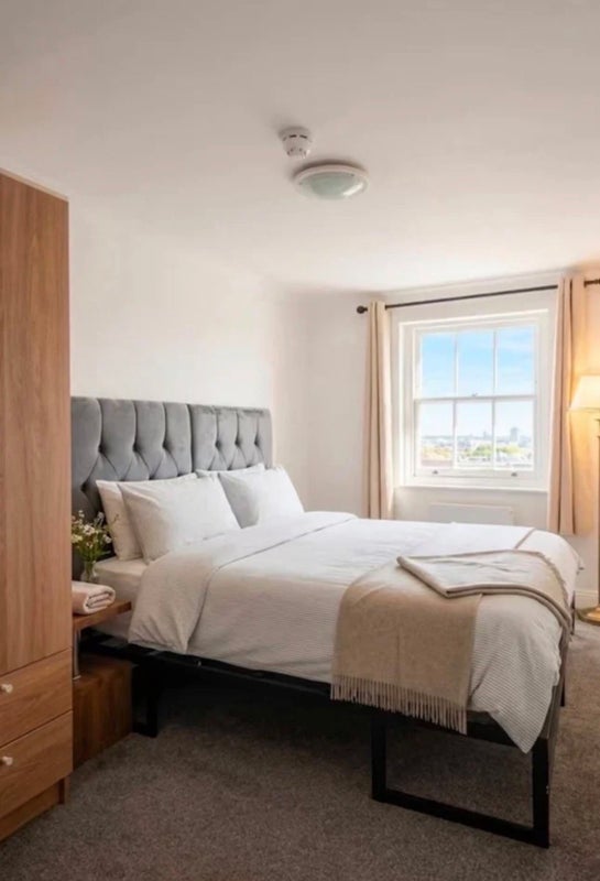 Flat Dorset Square in City of Westminster