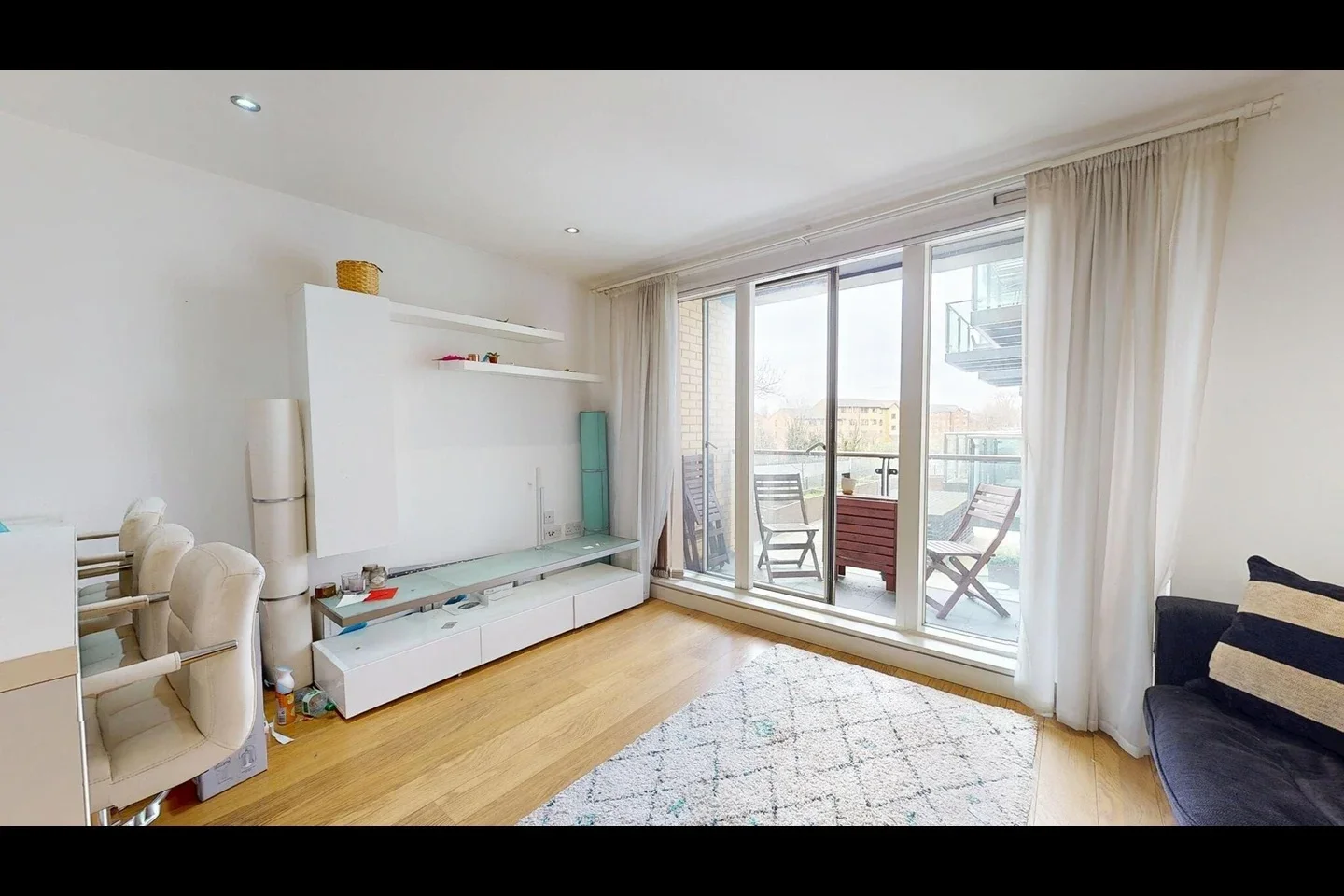Flat Conington Road in Greater London