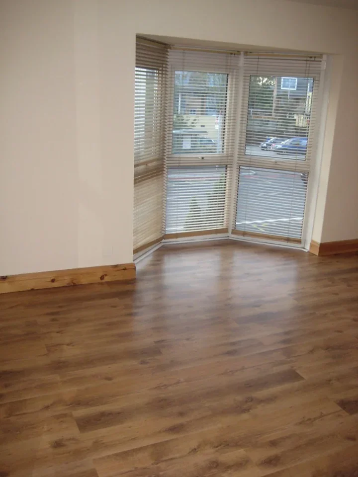 Flat Stafford Road in Greater London