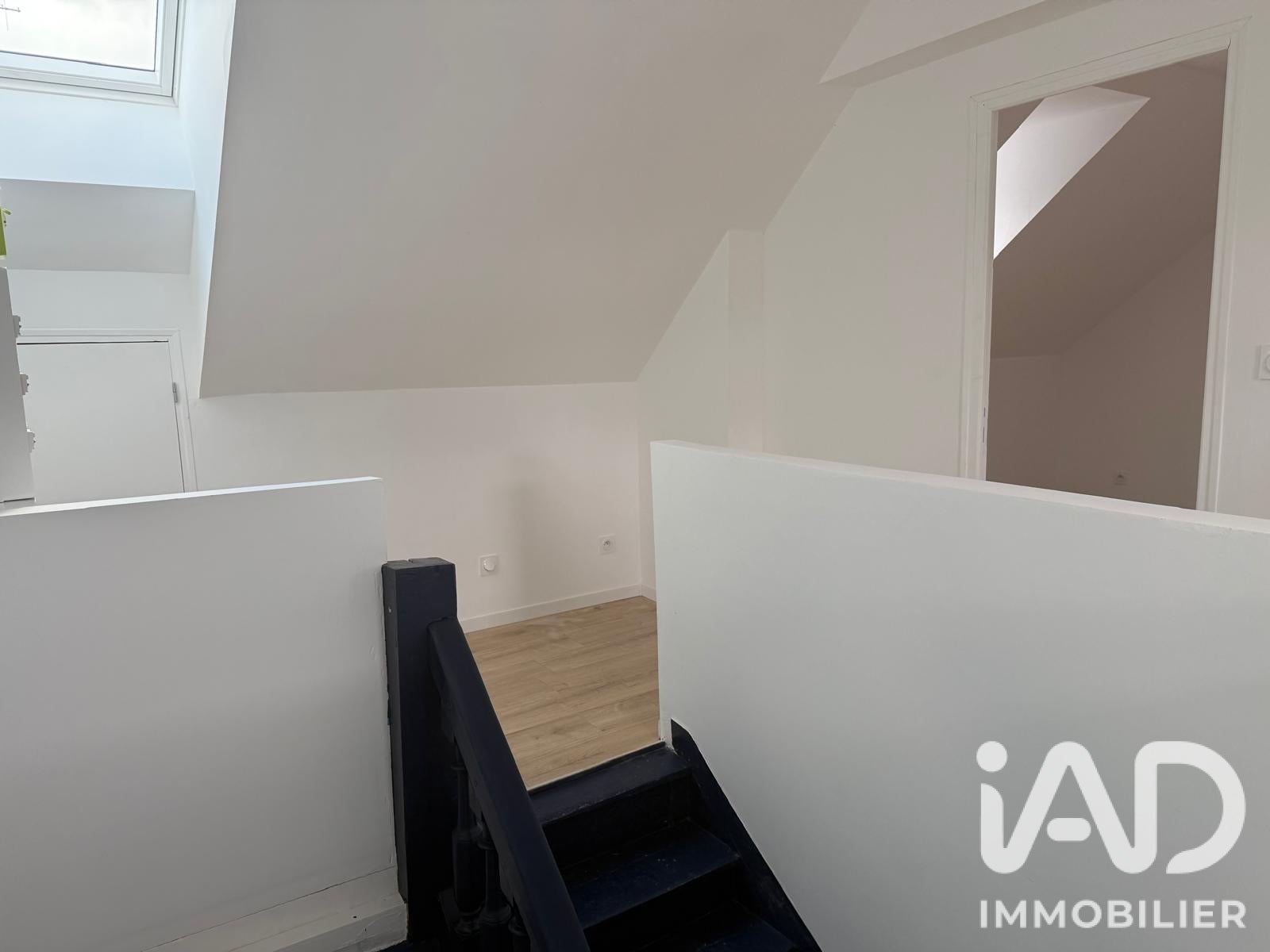 Flat Rue Aristide Briand in Montval-sur-Loir