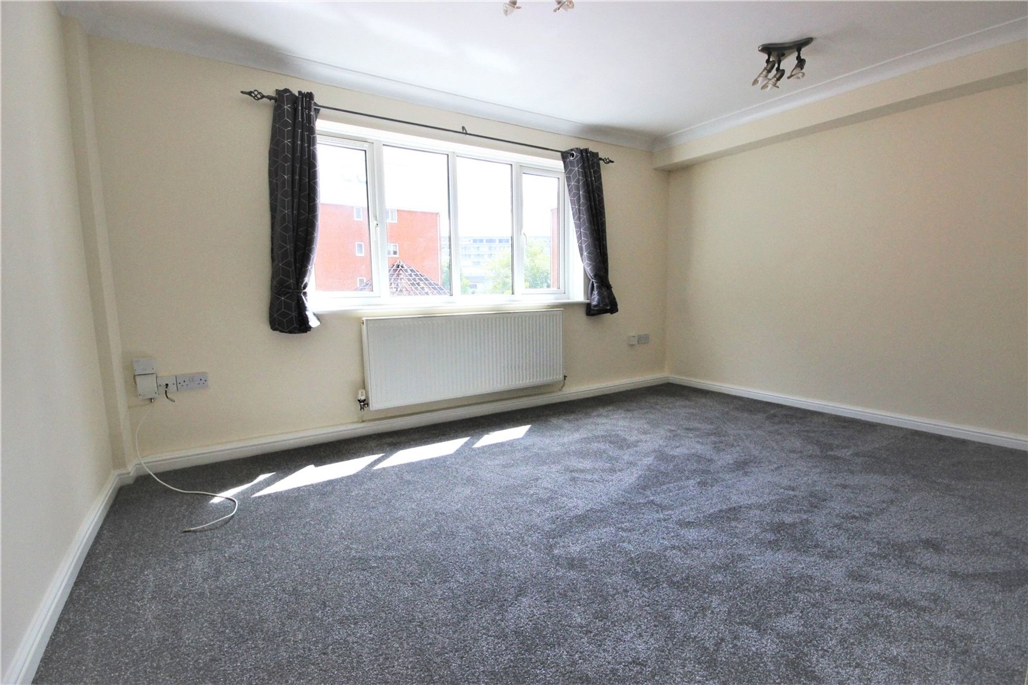 Flat Sovereigns Quay in Bedford