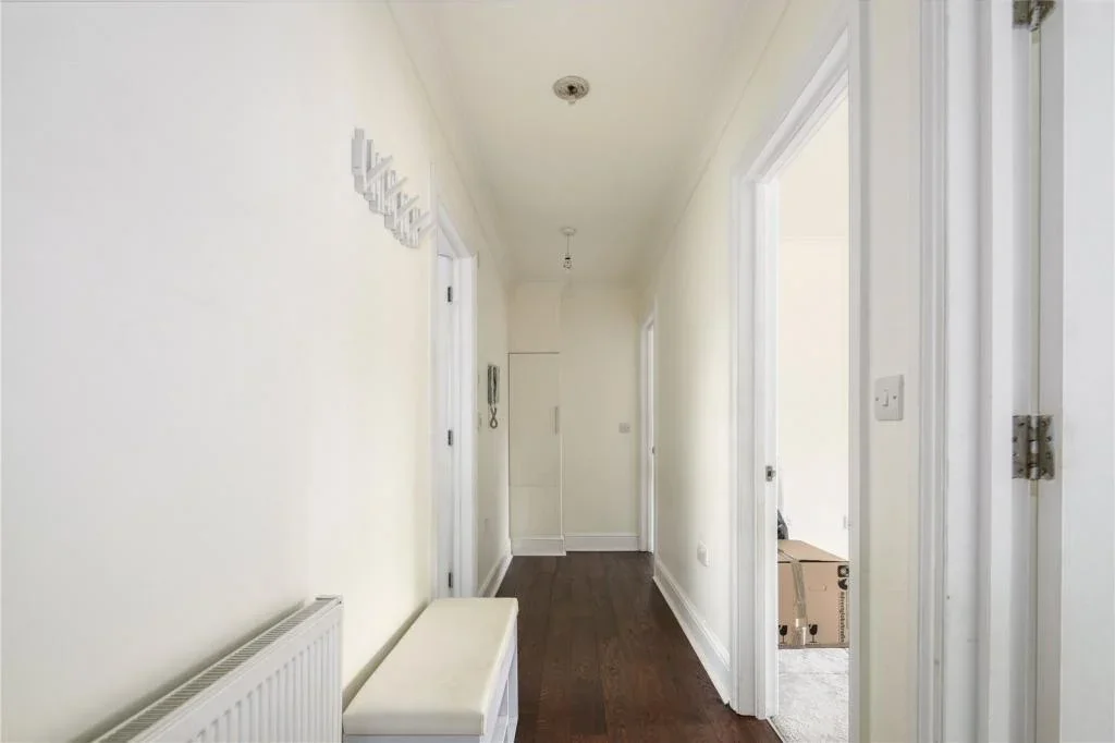 Flat Romford Road in Greater London