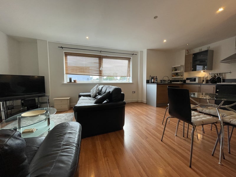 Flat Dartford Street in Greater London