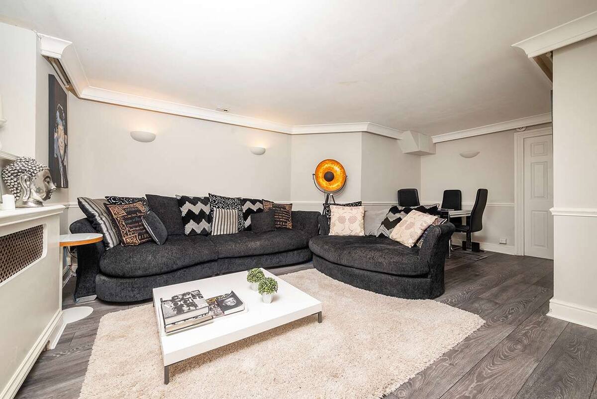 Flat Edith Grove in Greater London