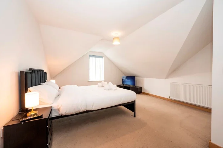 Flat Westmount Road in Greater London