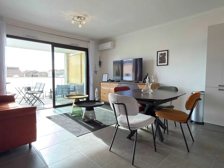 Flat Rue Benjamin Sauri in Valras-Plage