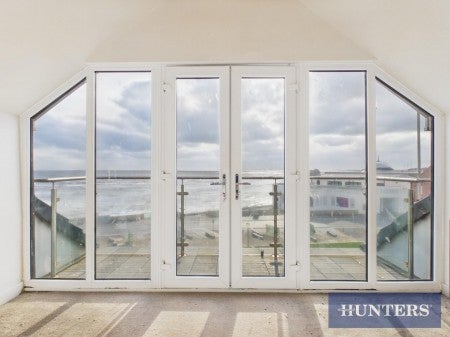 Flat Pembroke Terrace in Bridlington