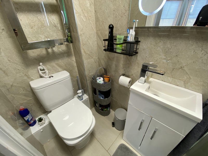 Room Umberston Street in Greater London