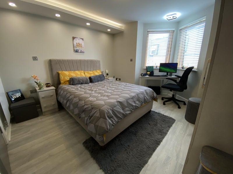 Room Umberston Street in Greater London