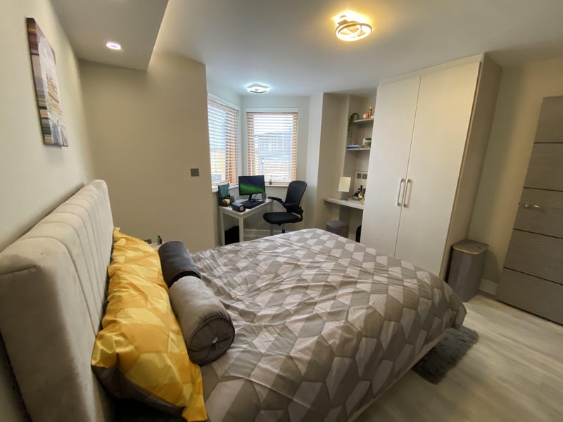 Room Umberston Street in Greater London