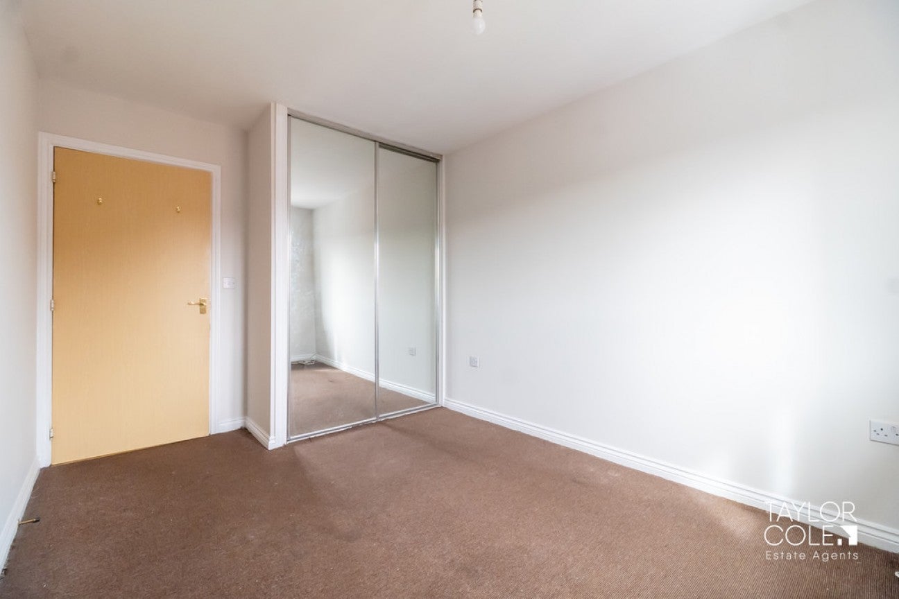 Flat Meander Close in Tamworth