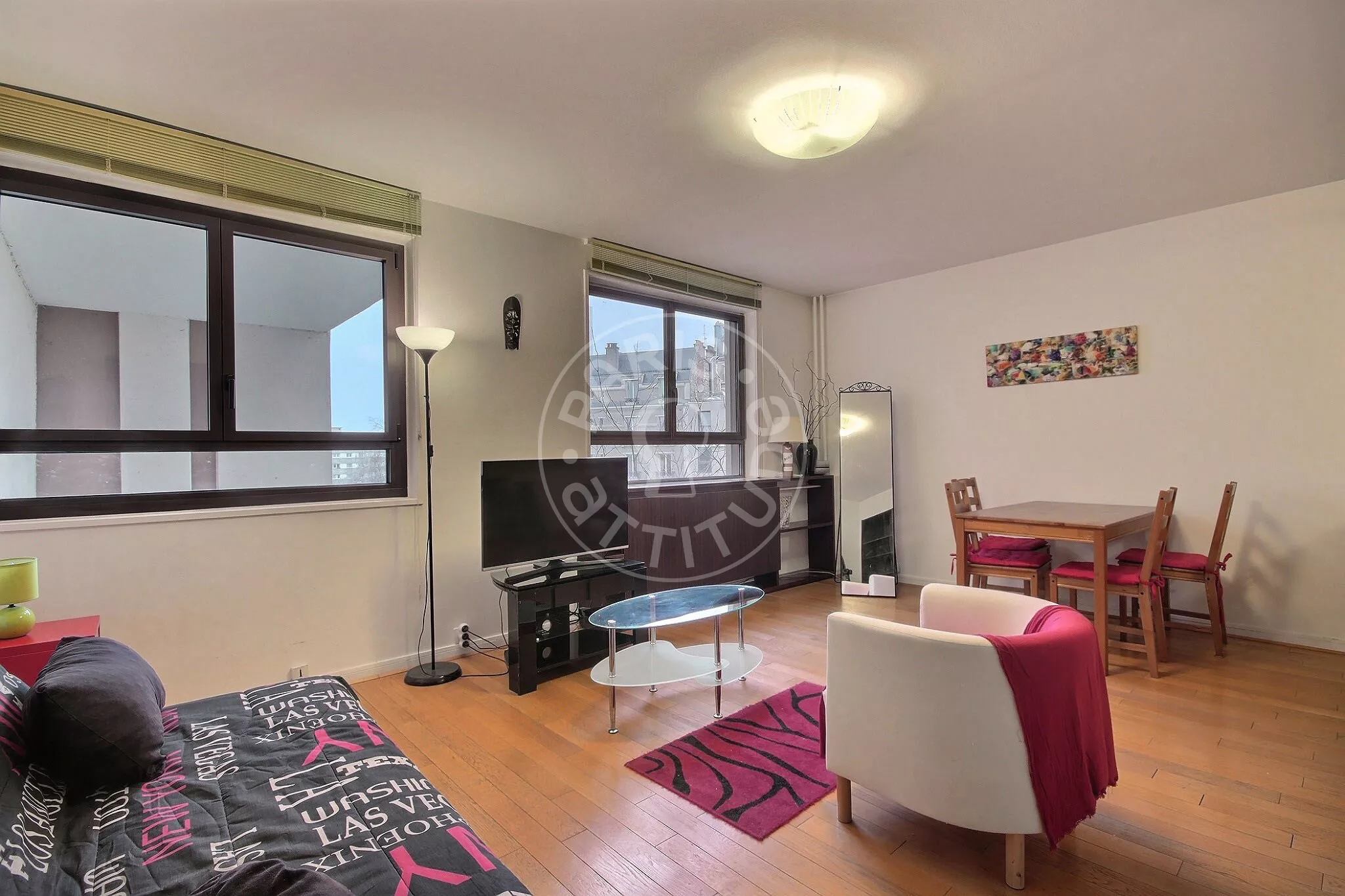 Appartement Rue Louise Thuliez à Paris