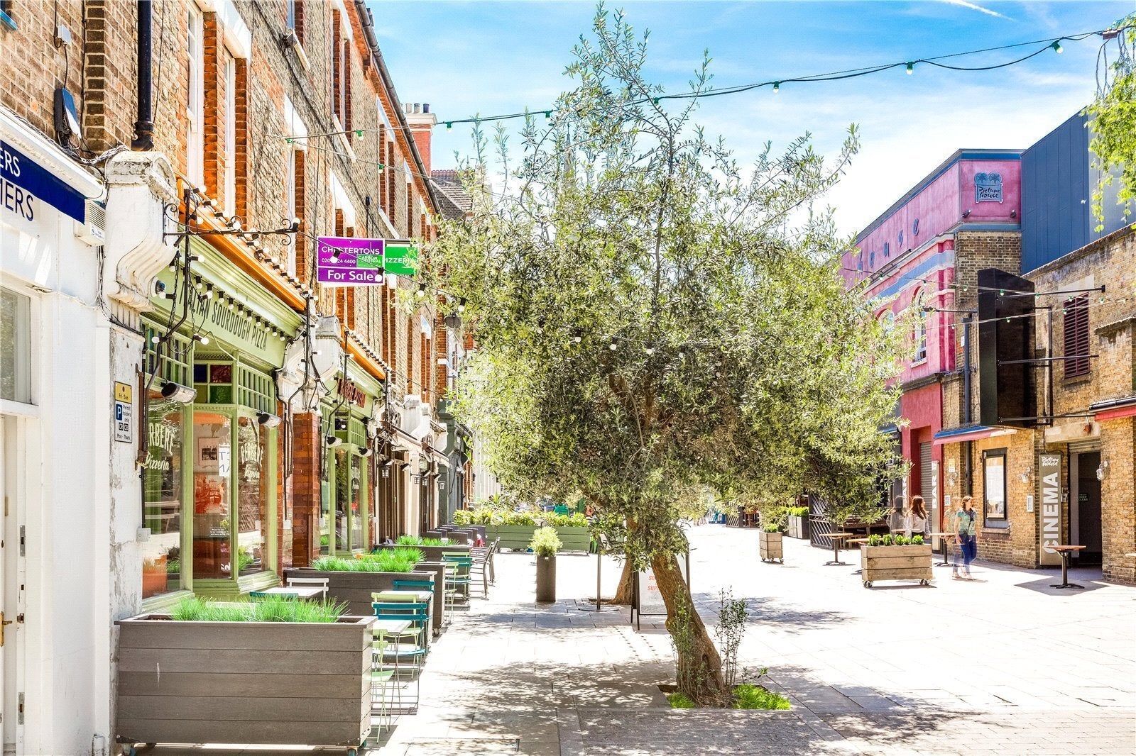 Flat Venn Street in Greater London