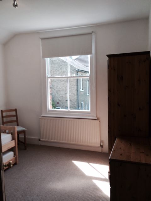 Room Castle Road in Greater London