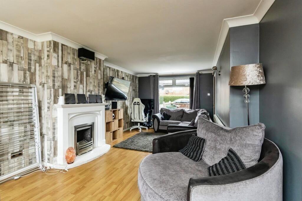 House Yatesbury Crescent in Nottingham