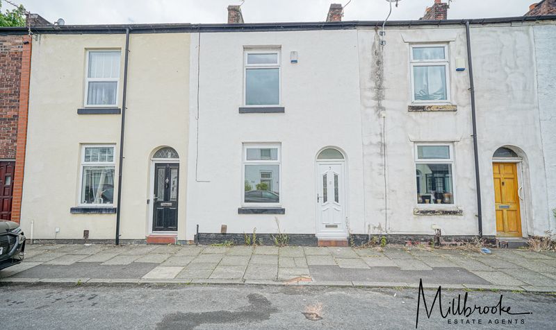 House Heron Street in Salford