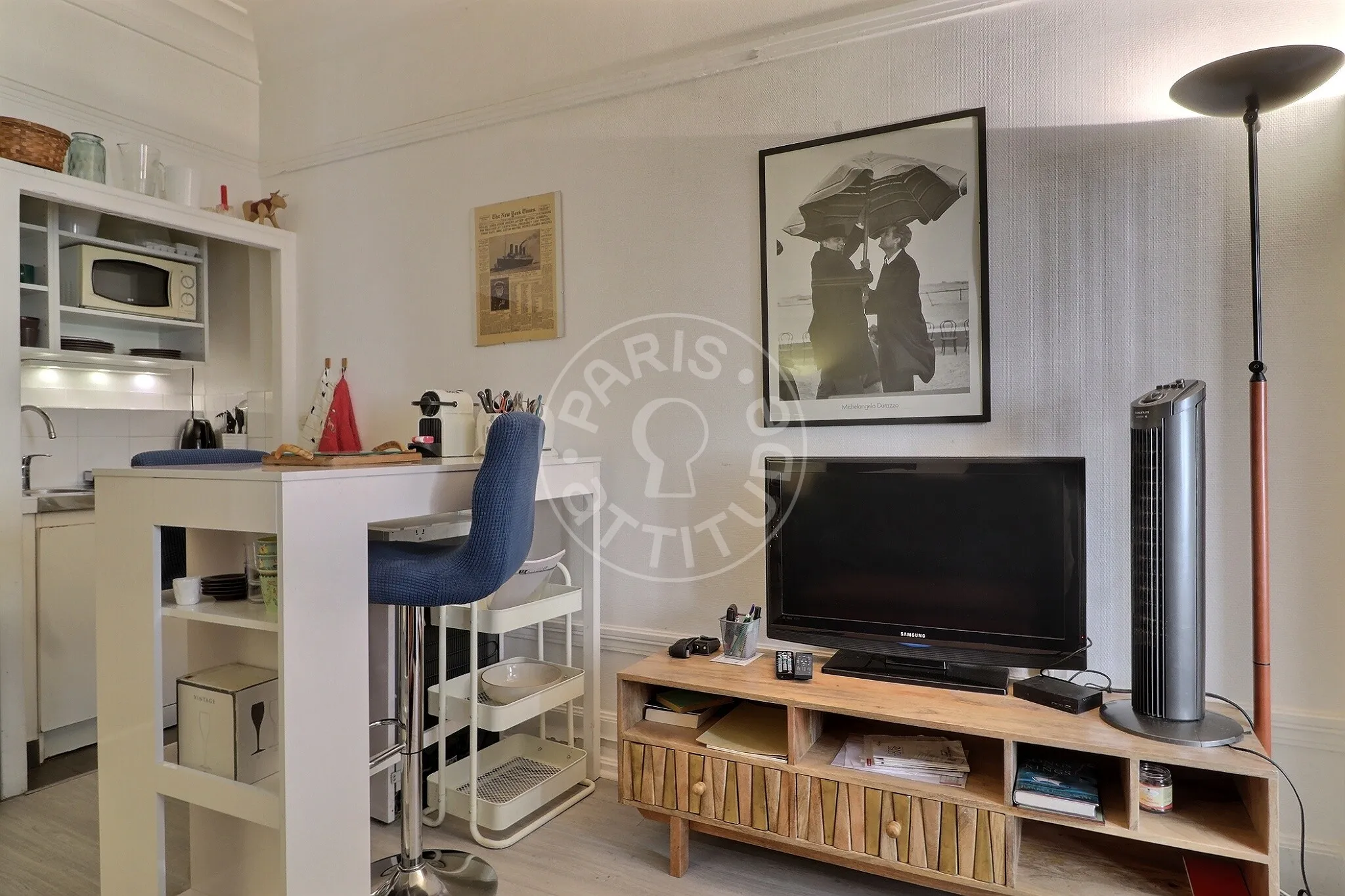 Flat Rue Rameau in Paris