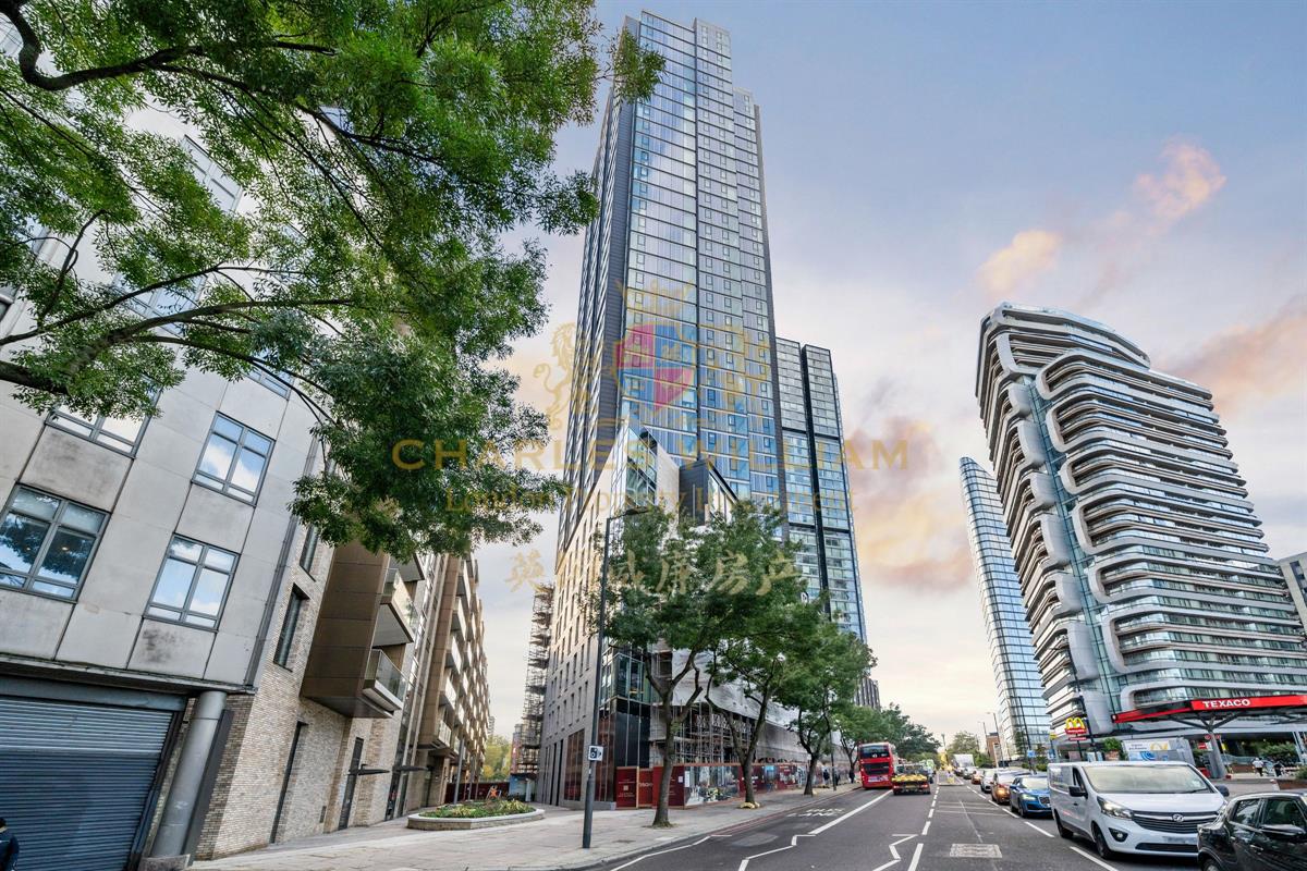 Flat Great Sutton Street in Greater London