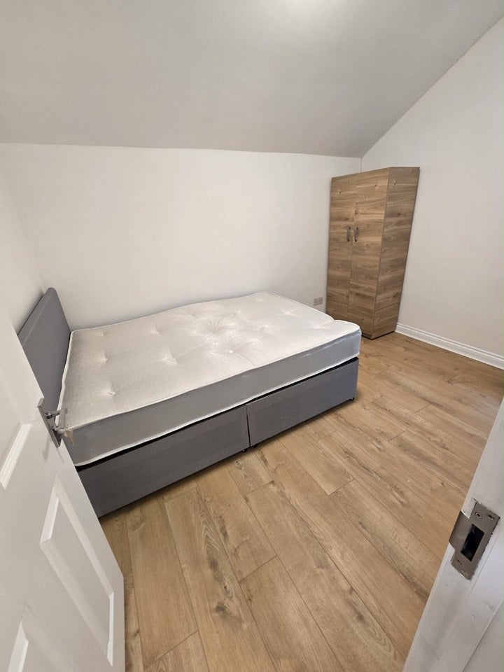 Room Hillier's Lane in Greater London
