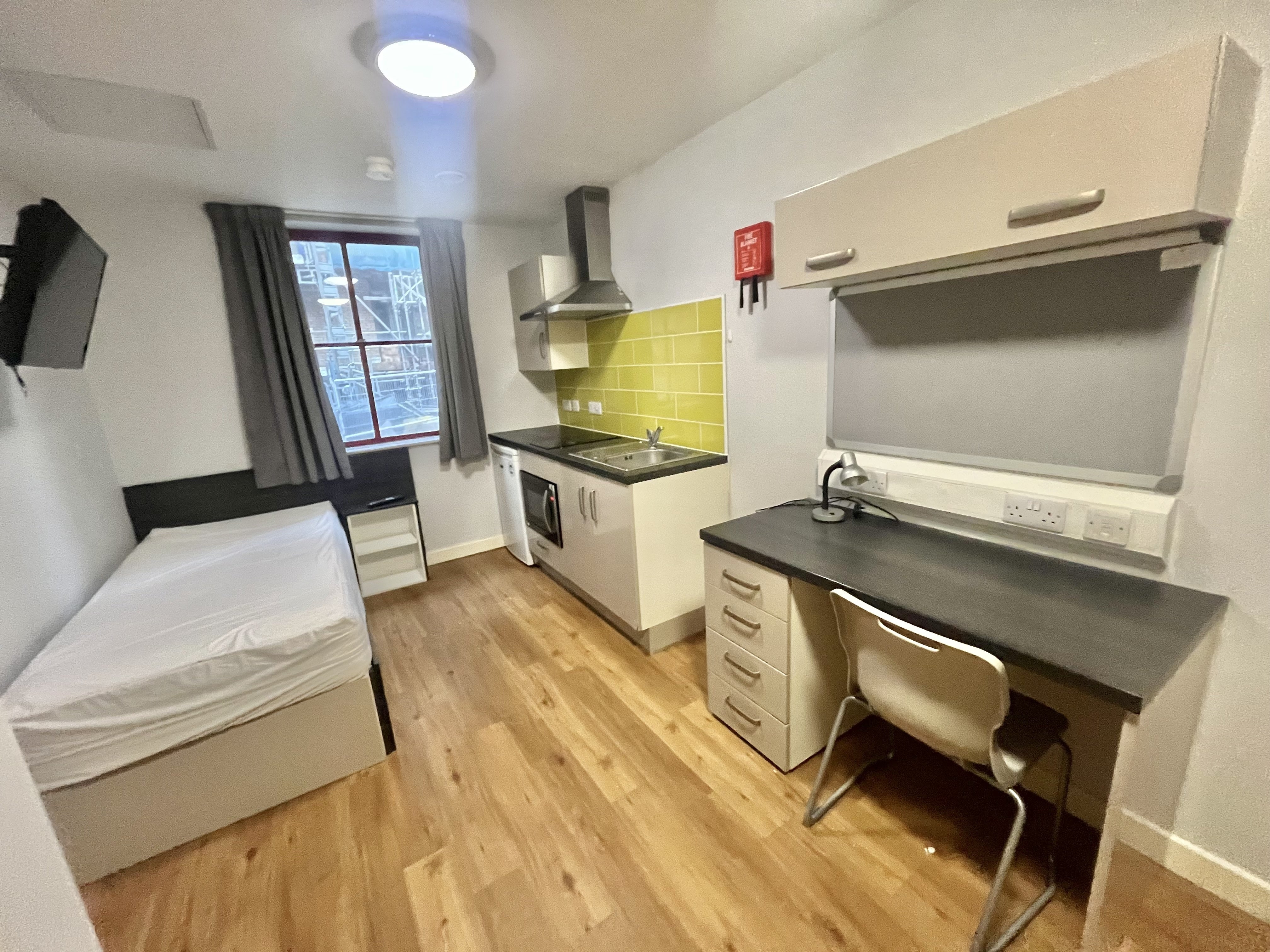 Flat Avalon Court in Nottingham